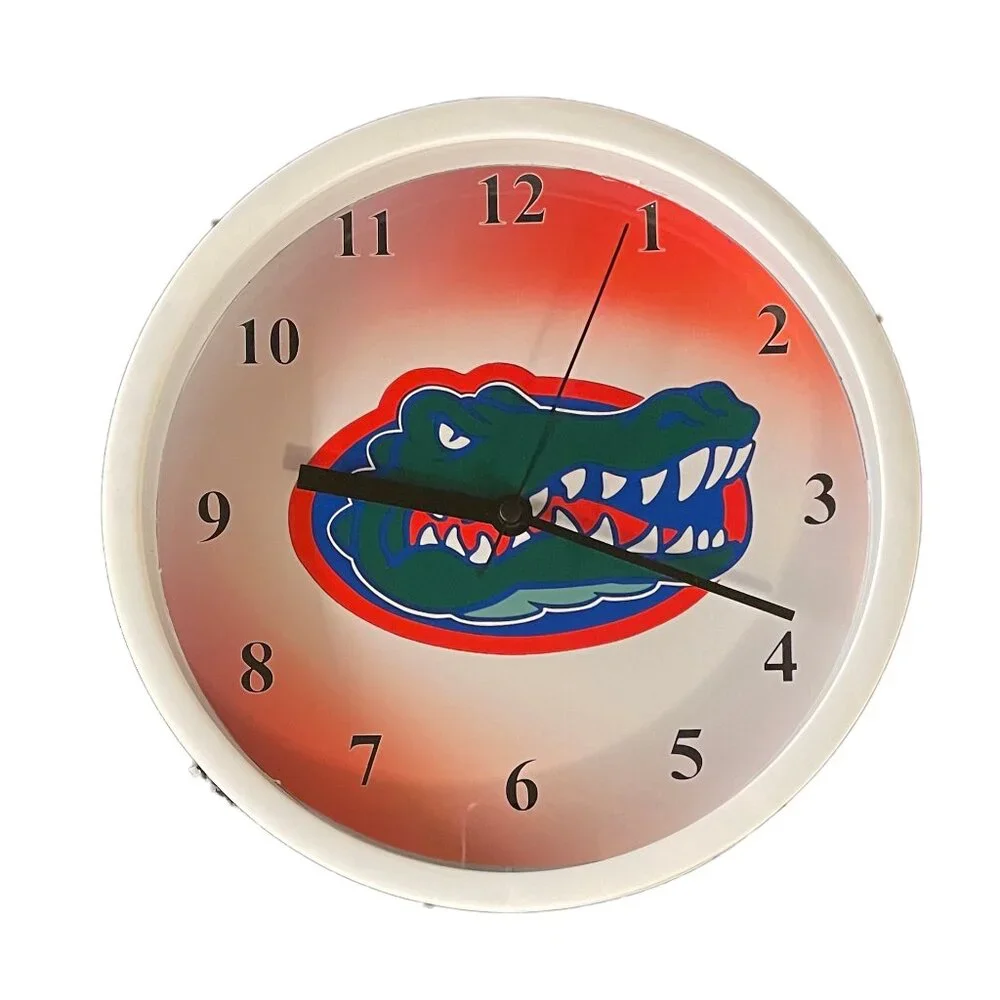 Florida Gators 9" Wall Clock - Picture 1 of 4